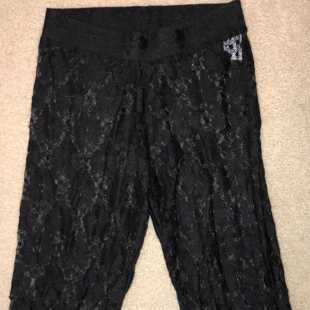 AE lace leggings